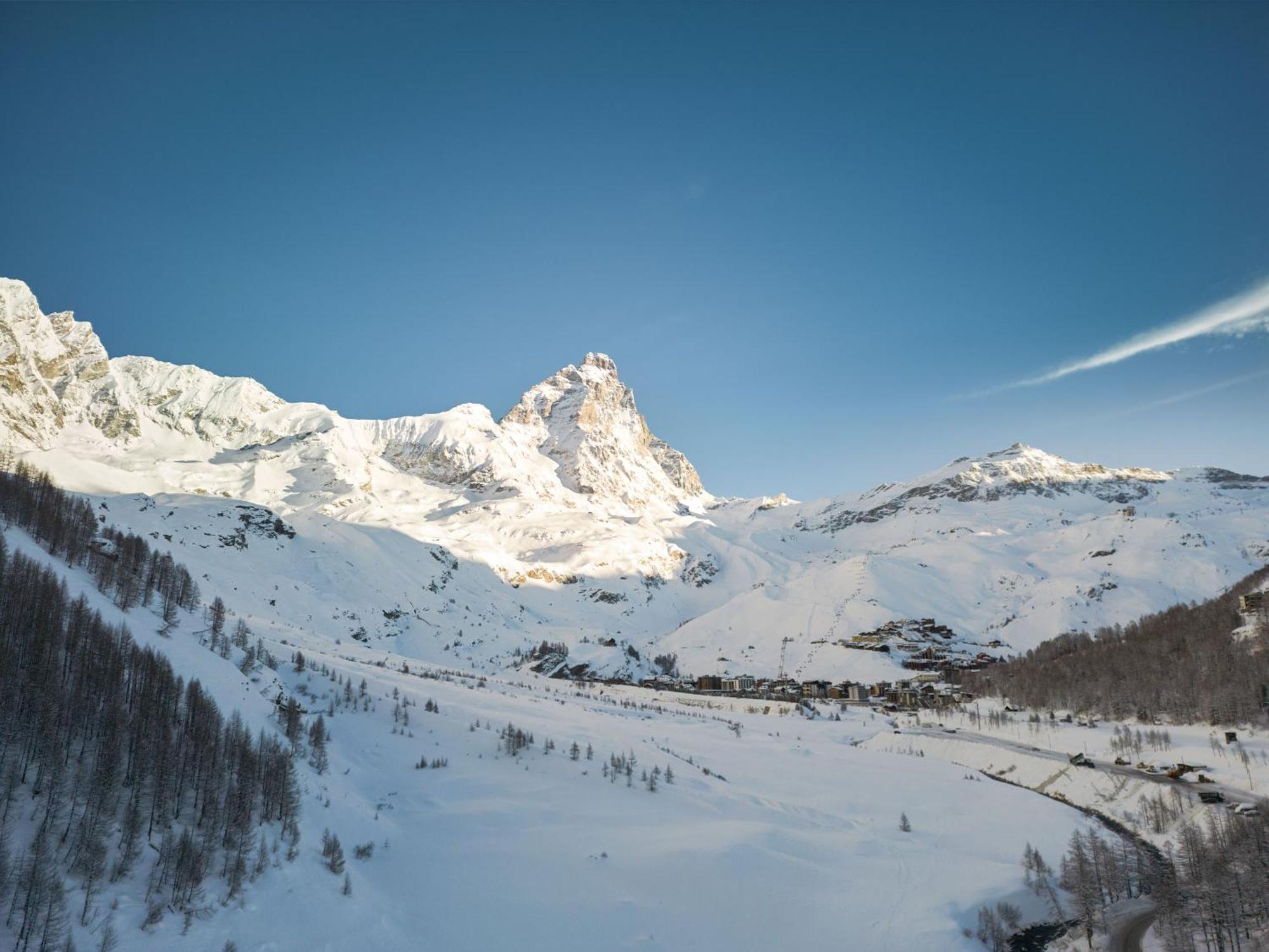 Отель Cervino - Vretreats Брей-Червиния Экстерьер фото
