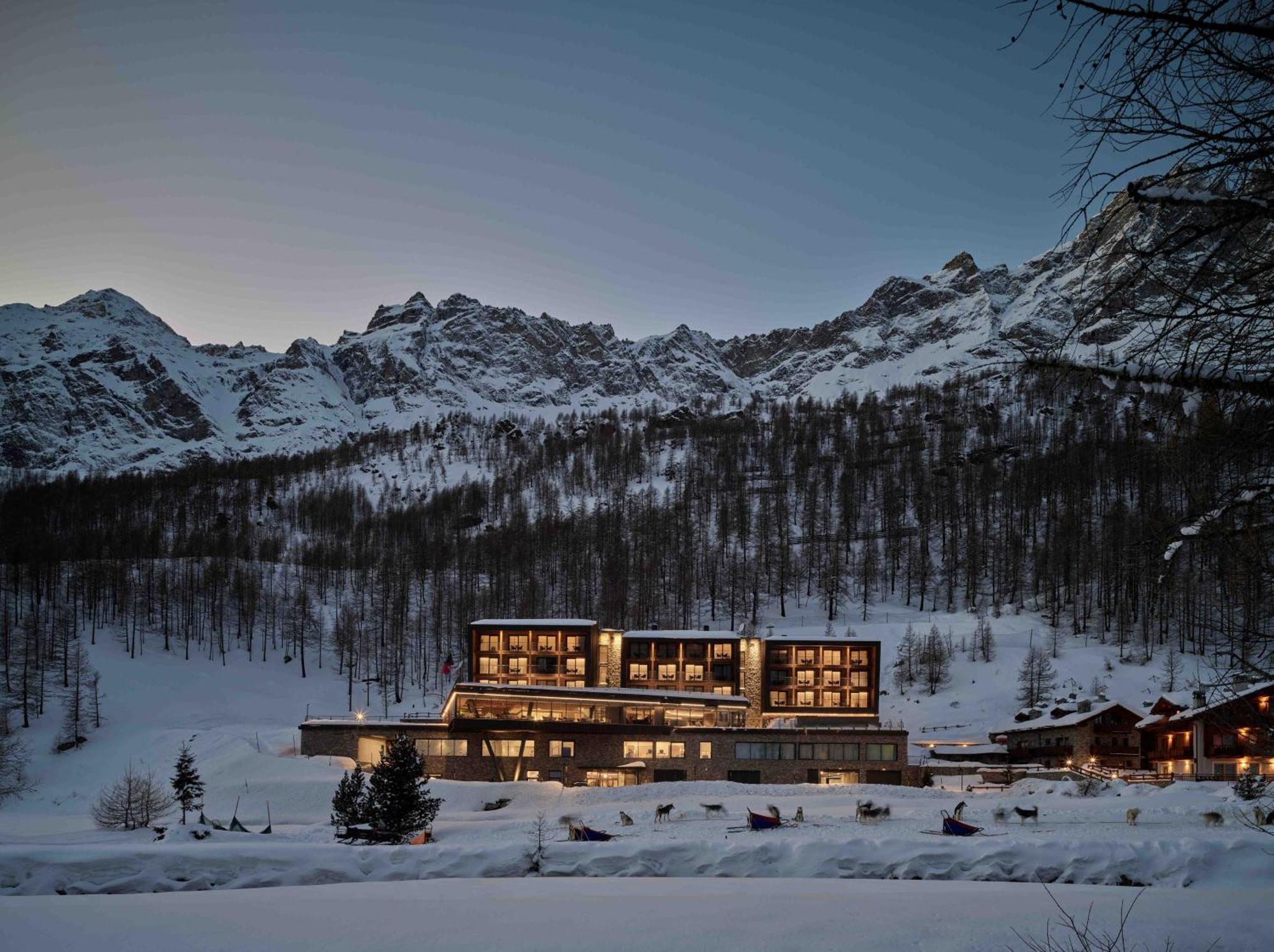 Отель Cervino - Vretreats Брей-Червиния Экстерьер фото